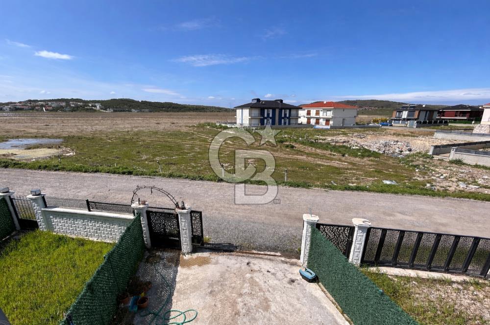 Ayvalık Küçükköy Mahallesin'de Satılık 3+1 Villa