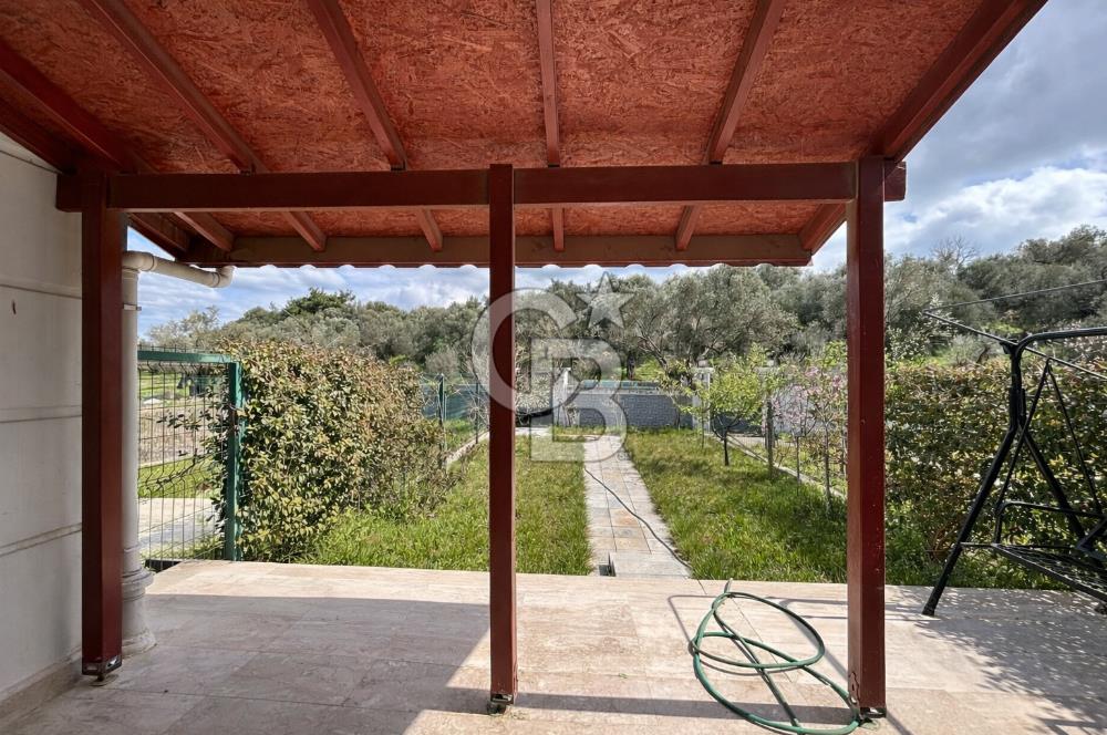 Ayvalık Küçükköy Mahallesin'de Satılık 3+1 Villa