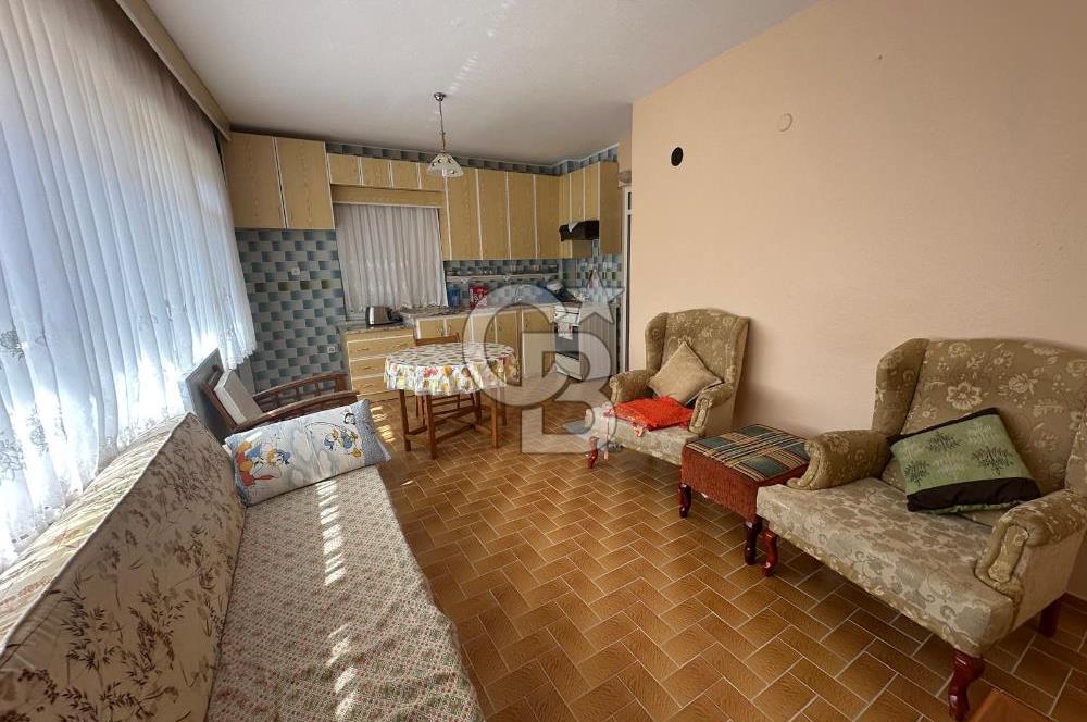 ÇANAKKALE GÜZELYALI DA 3 KATLI KOMPLE SATILIK BİNA