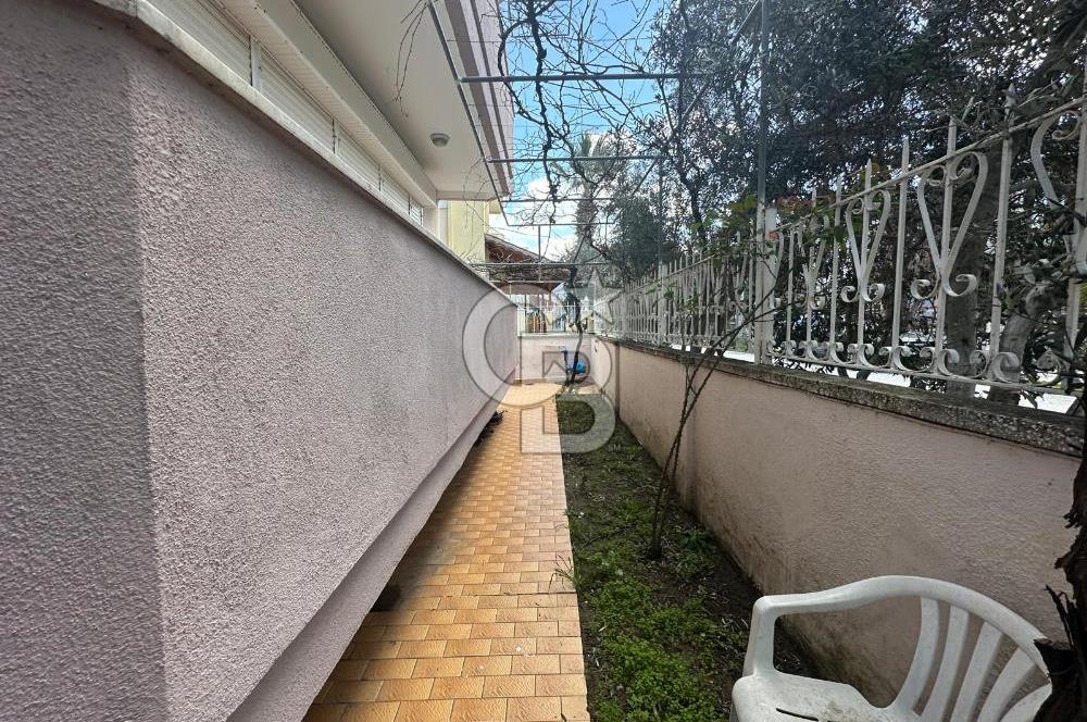 ÇANAKKALE GÜZELYALI DA 3 KATLI KOMPLE SATILIK BİNA