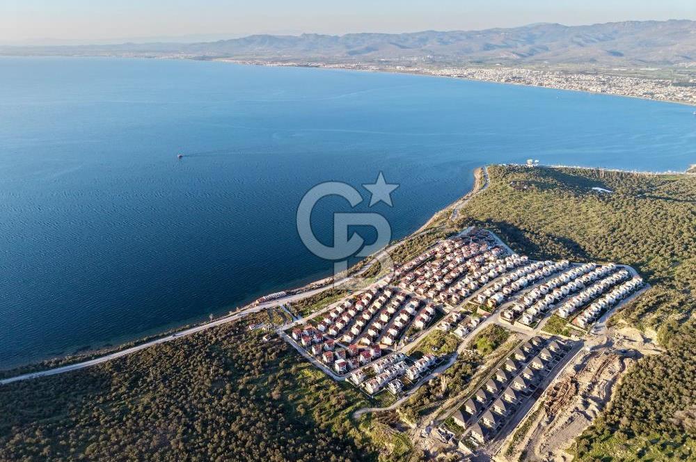 Coldwell Banker Route'dan Satılık Denize Sıfır Emsalsiz Arsa