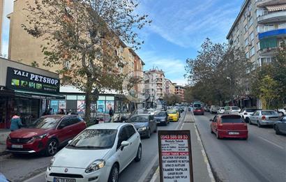 Cadde Üzeri, Kiracılı & Yüksek Arsa Paylı Satılık Dükkan!