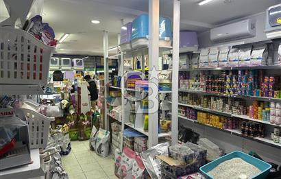Cadde Üzeri, Kiracılı & Yüksek Arsa Paylı Satılık Dükkan!