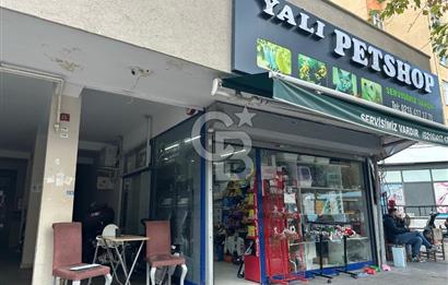Cadde Üzeri, Kiracılı & Yüksek Arsa Paylı Satılık Dükkan!