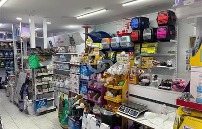 Cadde Üzeri, Kiracılı & Yüksek Arsa Paylı Satılık Dükkan!