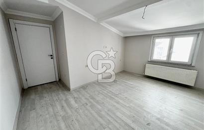 Kağıthane Çeliktepe'de Satılık 3+1 Çatı Katı Daire
