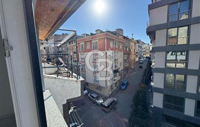 Kağıthane Çeliktepe'de Satılık 3+1 Çatı Katı Daire