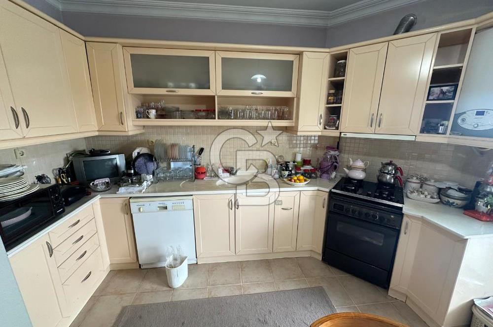 Bağbaşı Mah. Soylu Sitesi'nde 3+1 170M² Satılık Daire