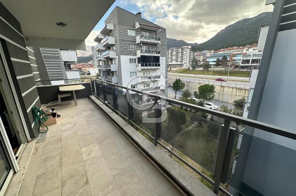 Bağbaşı Mah. Soylu Sitesi'nde 3+1 170M² Satılık Daire