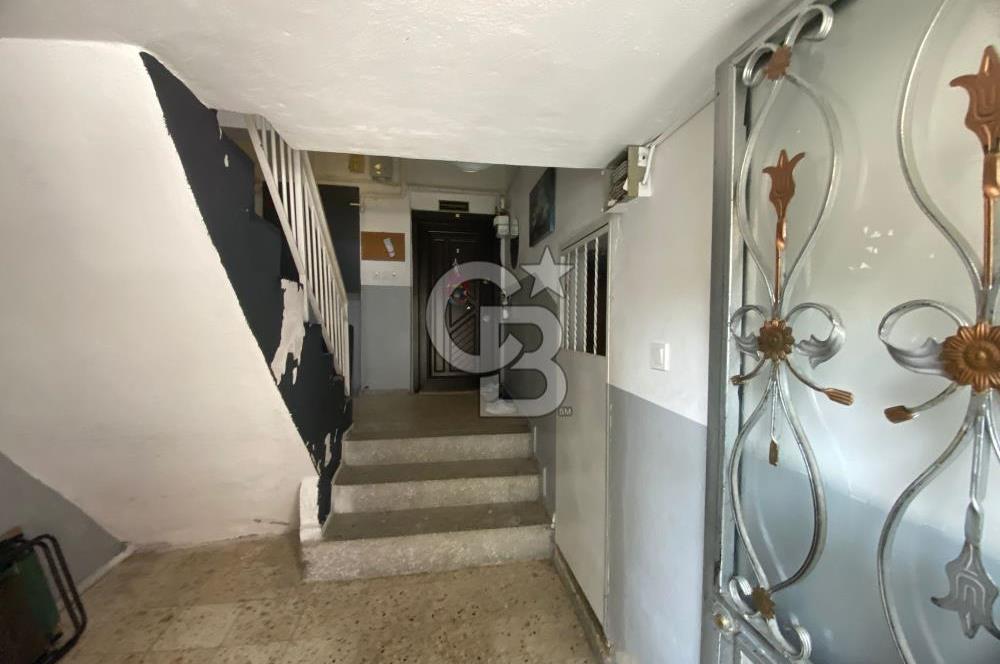 BUCA EFELER MAHALLESİ'NDE FULL TADİLATLI 2+1 SATILIK DAİRE 