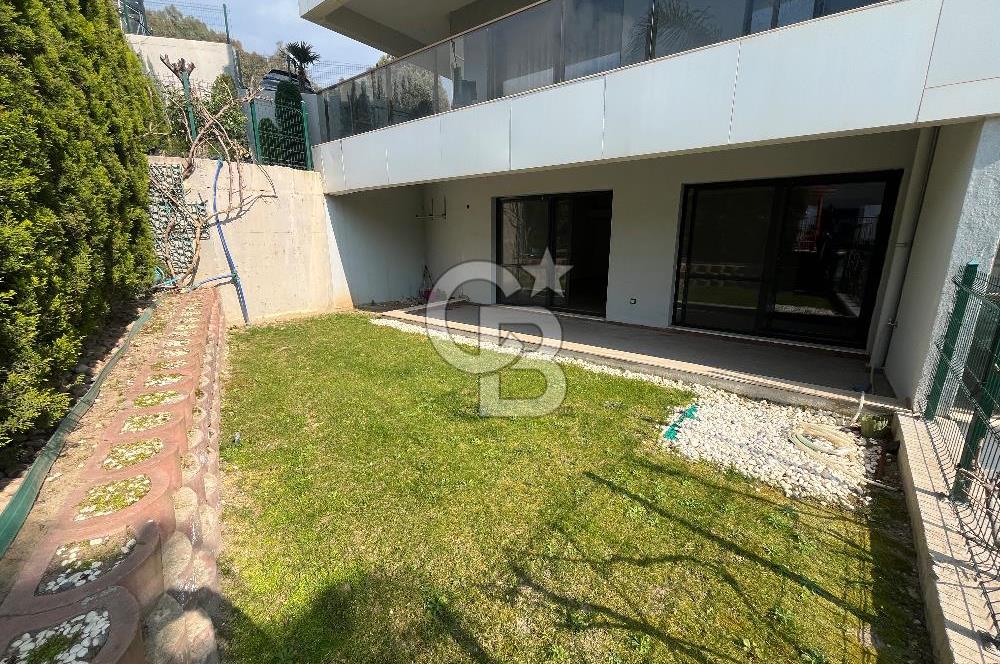 Park Yaşam Santorini'de Geniş Bahçeli Kiralık Büyük 1+1 Daire