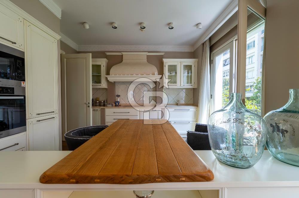 Abdi İpekçi’nin Kalbinde, İhtişamlı Bir Yaşam: 6+2 Birleşik Özel Kat