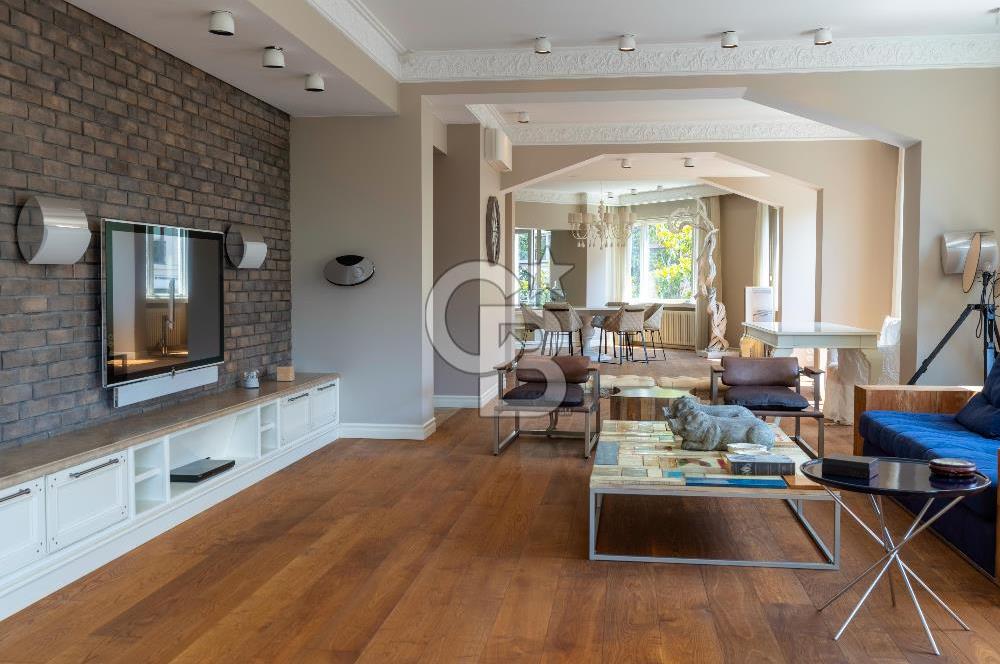 Abdi İpekçi’nin Kalbinde, İhtişamlı Bir Yaşam: 6+2 Birleşik Özel Kat