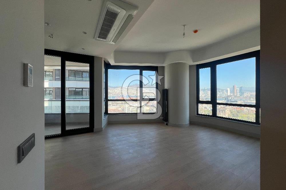 Evora İzmir'de 2+1 Büyük Tip Ebeveyn Banyolu Kiralık Daire