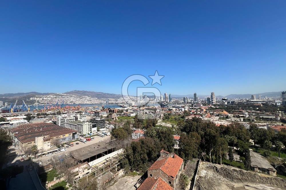 Evora İzmir'de 2+1 Büyük Tip Ebeveyn Banyolu Kiralık Daire