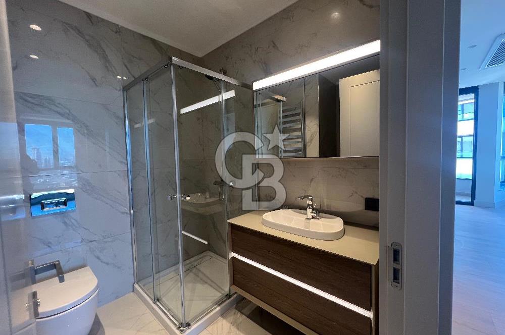 Evora İzmir'de 2+1 Büyük Tip Ebeveyn Banyolu Kiralık Daire