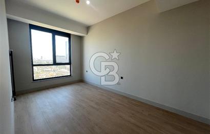 Evora İzmir'de 2+1 Büyük Tip Ebeveyn Banyolu Kiralık Daire