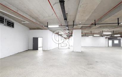 Ataşehir İFM'ye Komşu TEM Yanyolda Kiralık Depo-Ofis Alanı