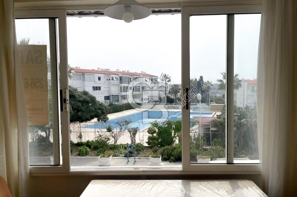 KUŞADASI KADINLAR DENİZİ MAH. DENİZE SIFIR 1+1 DAİRE