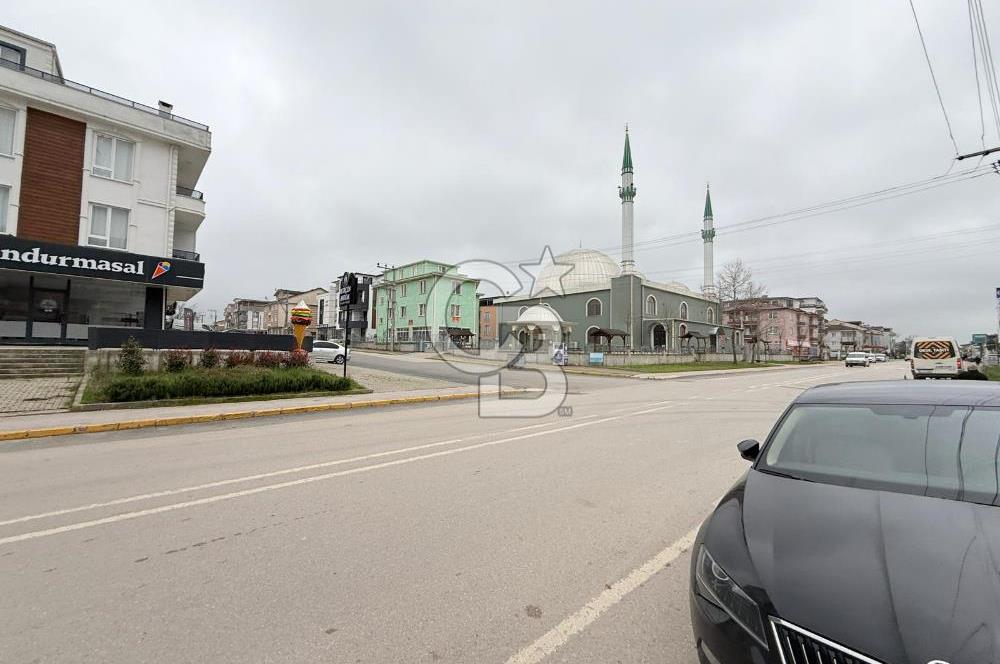 KARTEPE FSM'DE CADDE ÜZERİ 100M²  KİRALIK  DÜKKAN