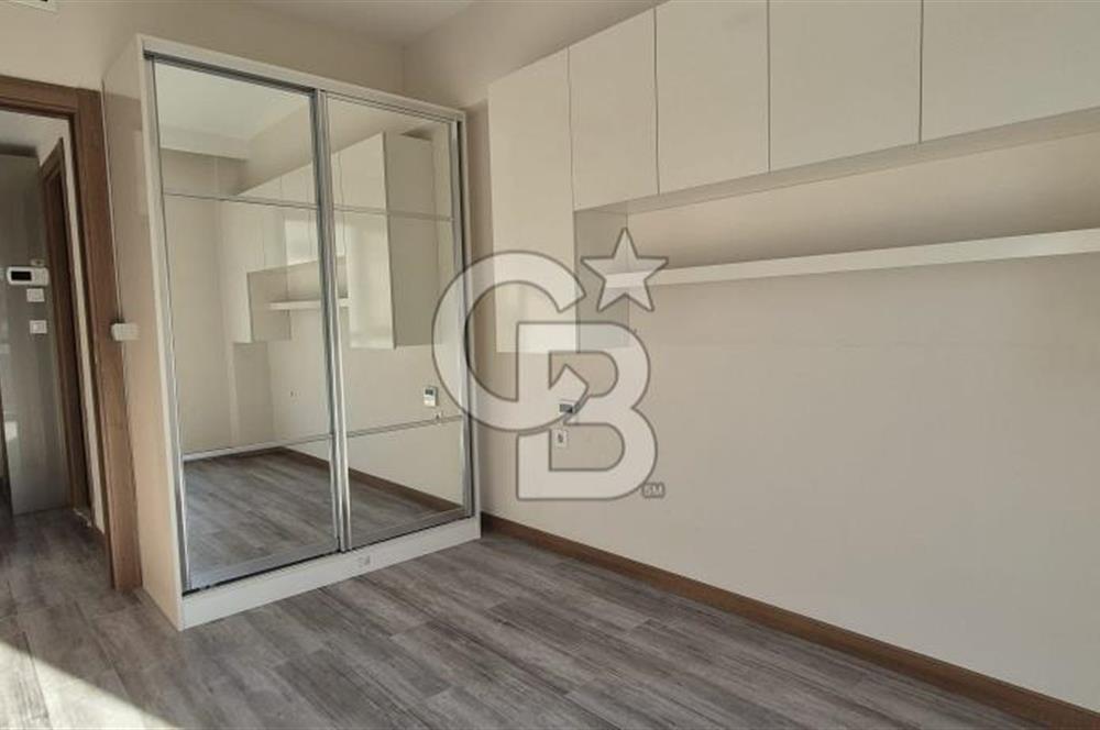 ÇİĞLİ MARKA 333 SİTESİ 1+1 BOŞ SATILIK DAİRE 