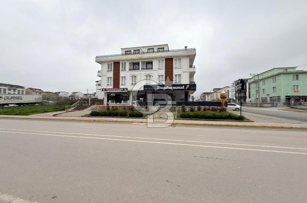 KARTEPE FSM'DE CADDE ÜZERİ 100M²  KİRALIK  DÜKKAN