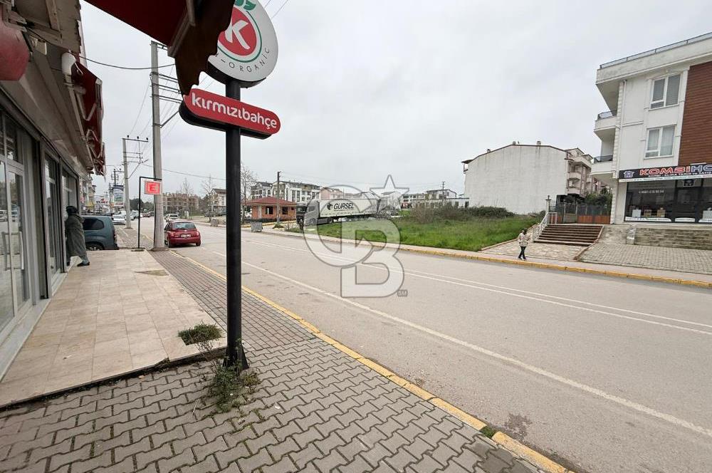 KARTEPE FSM'DE CADDE ÜZERİ 100M²  KİRALIK  DÜKKAN