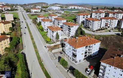 SAKARYA 15 TEMMUZ CAMİLİ 1 HARİKA KONUMDA 3+1 DAİRE