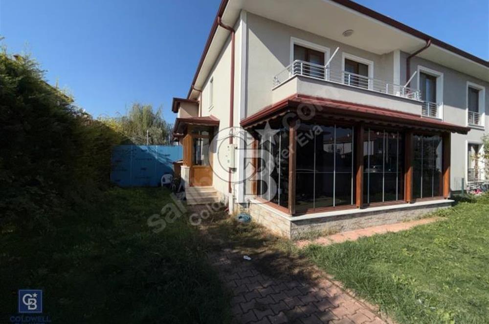 SERDİVAN YAZLIK MAH.NADİR EVLER SİTESİNDE ÖZEL YAPIM VİLLA