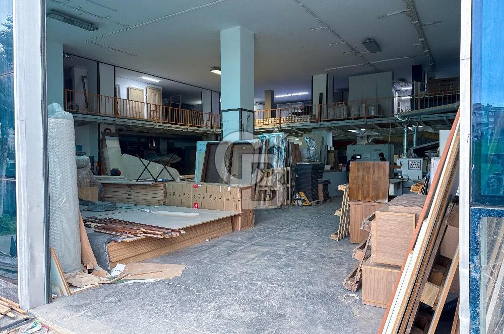 Büyükçekmece'de İskanlı 3200m² Satılık Fabrika & Üretim Tesisi