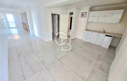 SANATORYUM CAD. ÜZERİ KOMPLE KİRALIK 4 KATLI YAPILI BİNA