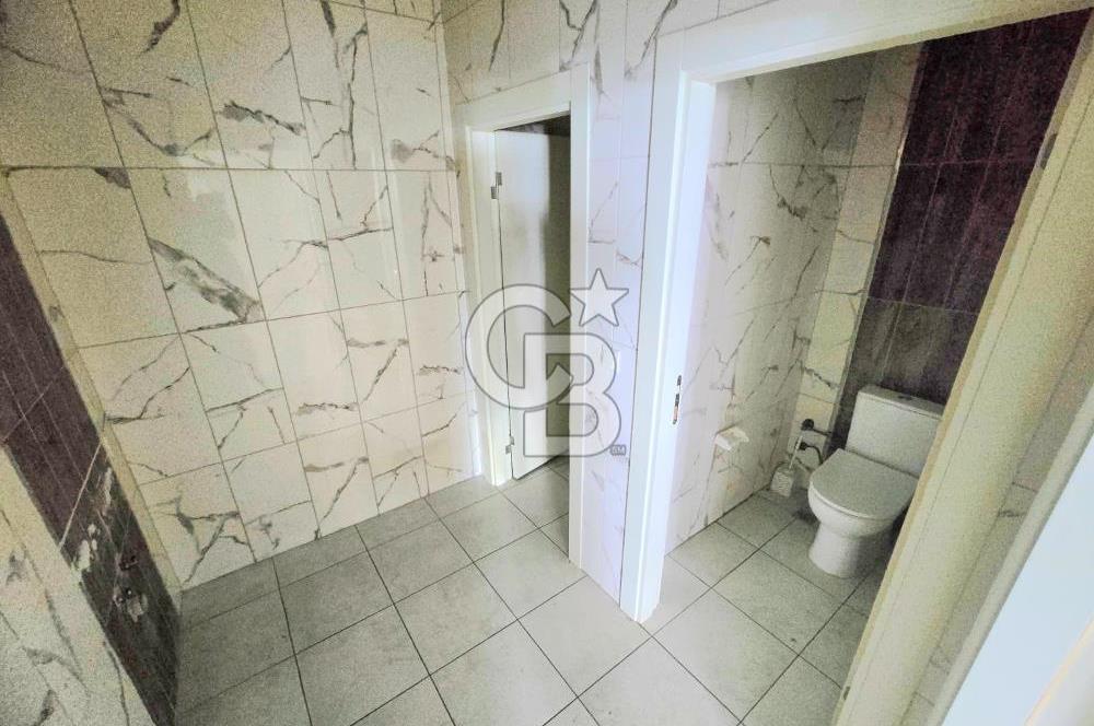 SANATORYUM CAD. ÜZERİ KOMPLE KİRALIK 4 KATLI YAPILI BİNA