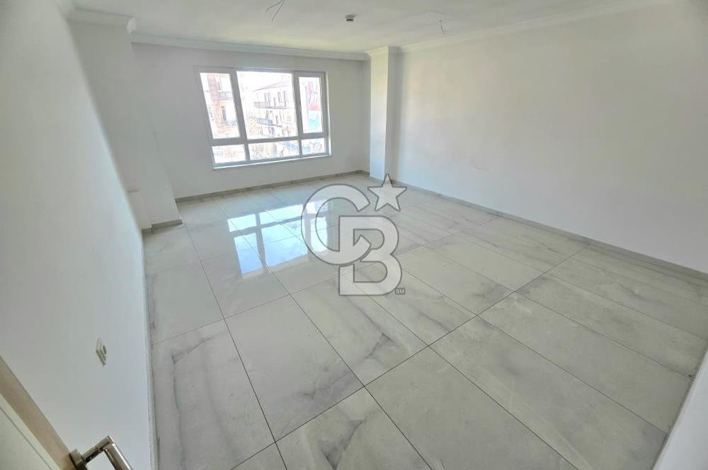 SANATORYUM CAD. ÜZERİ KOMPLE KİRALIK 4 KATLI YAPILI BİNA