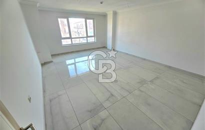 SANATORYUM CAD. ÜZERİ KOMPLE KİRALIK 4 KATLI YAPILI BİNA