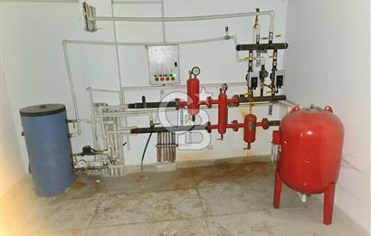 SANATORYUM CAD. ÜZERİ KOMPLE KİRALIK 4 KATLI YAPILI BİNA