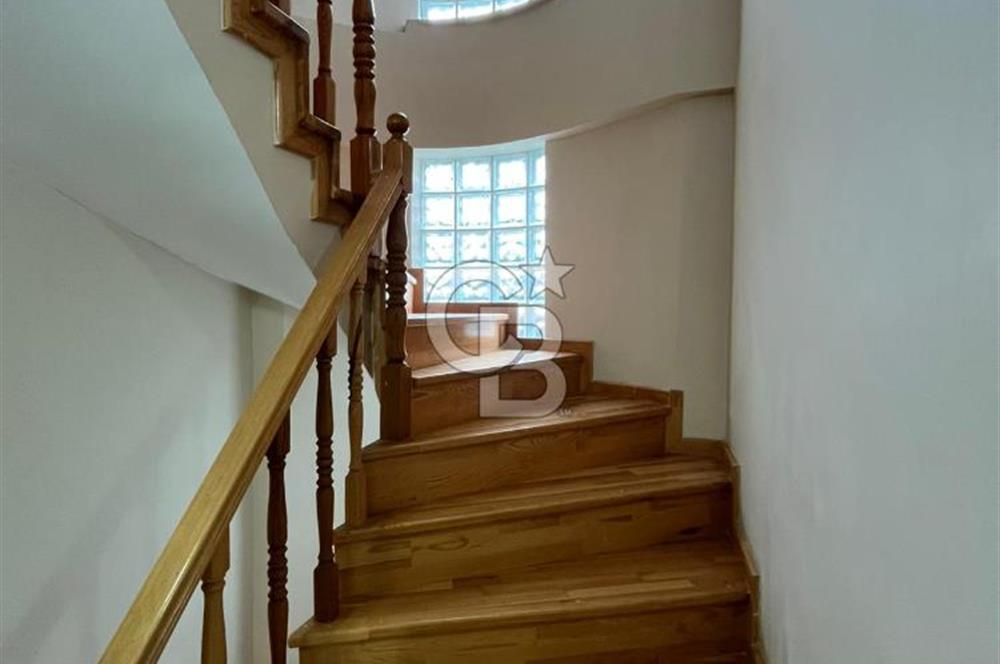 ARNAVUTKÖY TAŞOLUKTA SATILIK MÜSTAKİL VİLLA