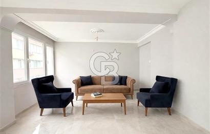 KARATAŞ'TA SATILIK 2+1 DAİRE DENİZ MANZARALI FULL TADİLATLI