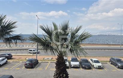 İzmir Küçükyalı'da Tadilatlı 3+1 Yalı Dairesi