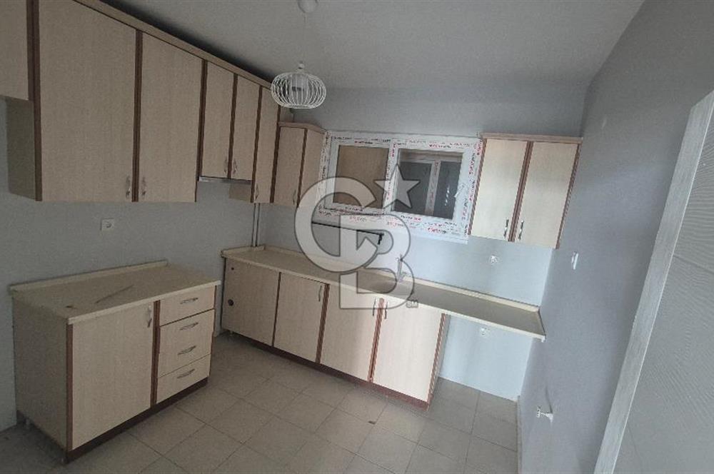 İzmir Küçükyalı'da Tadilatlı 3+1 Yalı Dairesi