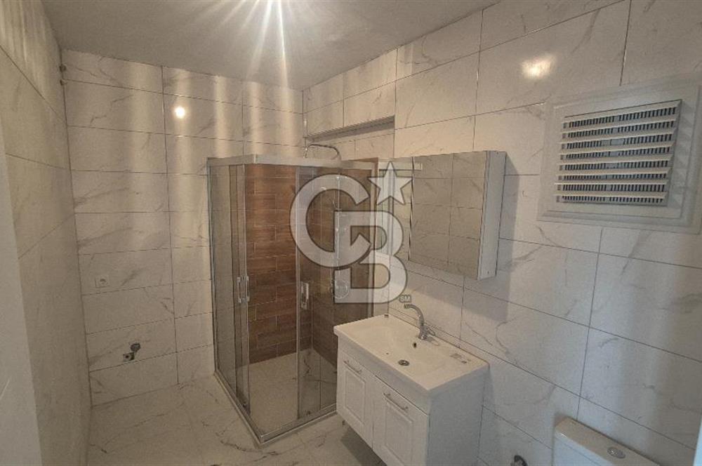 İzmir Küçükyalı'da Tadilatlı 3+1 Yalı Dairesi