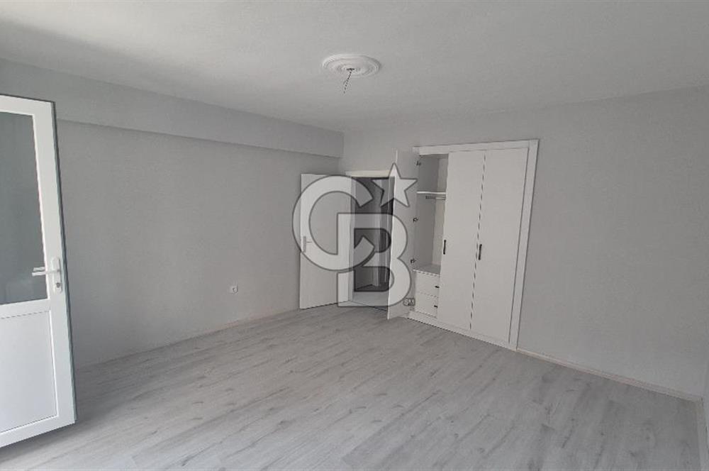 İzmir Küçükyalı'da Tadilatlı 3+1 Yalı Dairesi