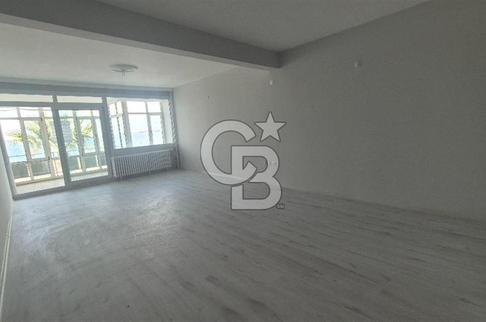 İzmir Küçükyalı'da Tadilatlı 3+1 Yalı Dairesi