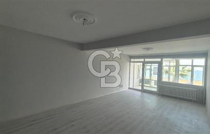 İzmir Küçükyalı'da Tadilatlı 3+1 Yalı Dairesi