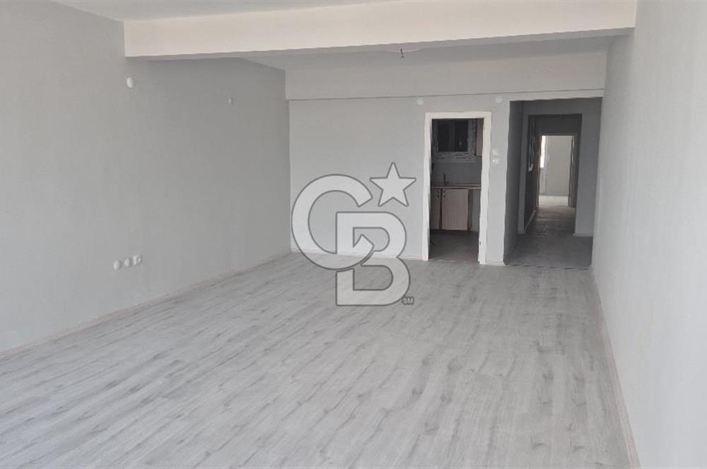 İzmir Küçükyalı'da Tadilatlı 3+1 Yalı Dairesi