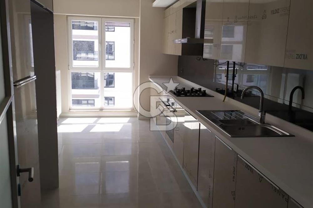 Bahçeşehir Referans Sitesinde 3,5+1 Kiralık