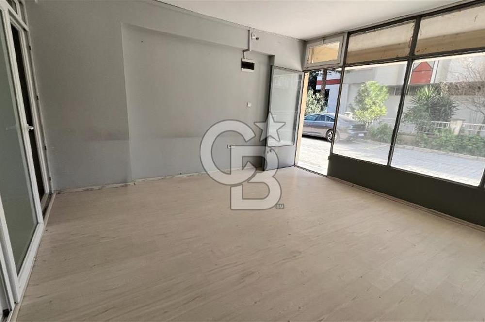 Bayraklı Adalet Mahallesi Kiralık Dükkan