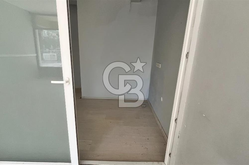 Bayraklı Adalet Mahallesi Kiralık Dükkan