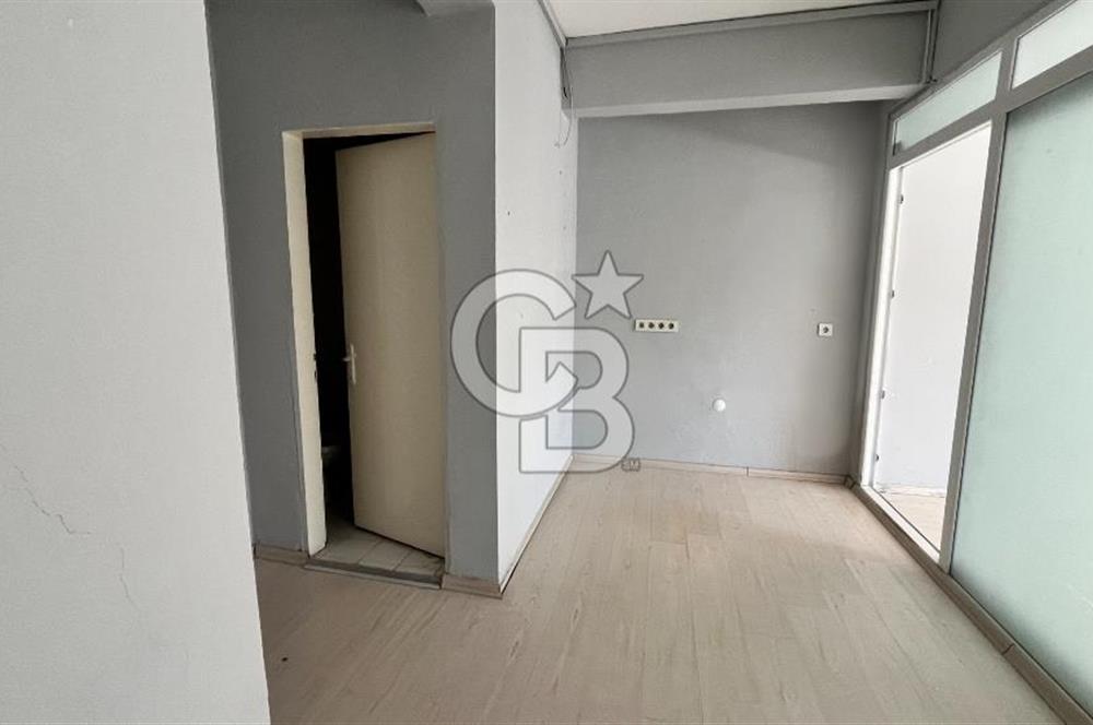 Bayraklı Adalet Mahallesi Kiralık Dükkan