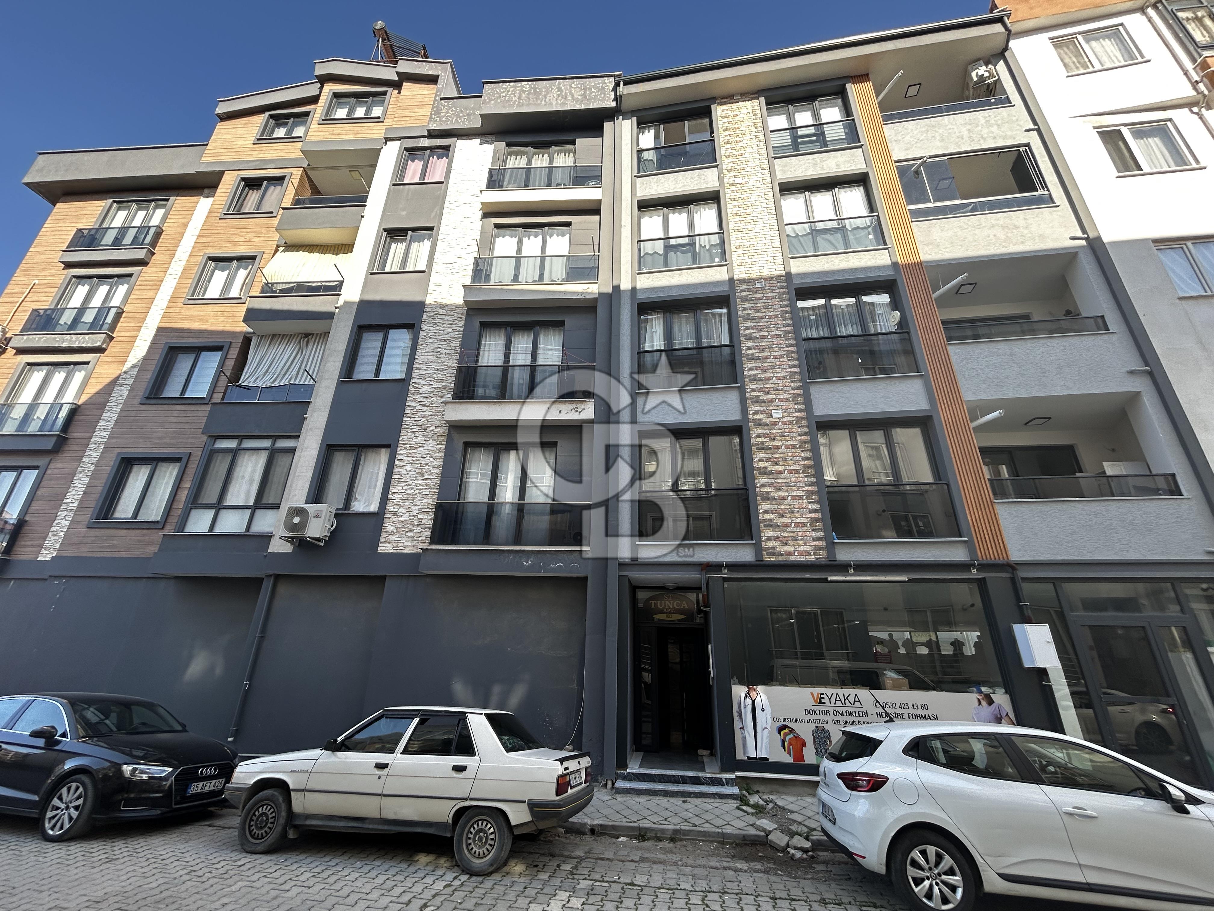 BALIKESİR BURHANİYE MERKEZDE SATILIK 2+1 DAİRE