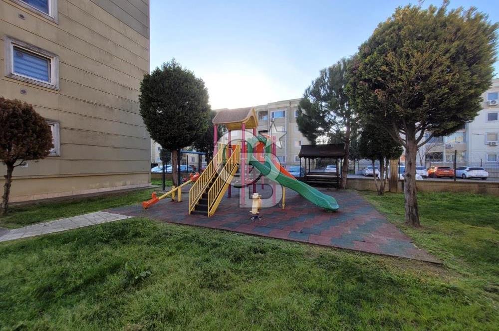 KAVANİUM 832.ADA EVLERİNDE SATILIK 1+1 ARA KAT DAİRE